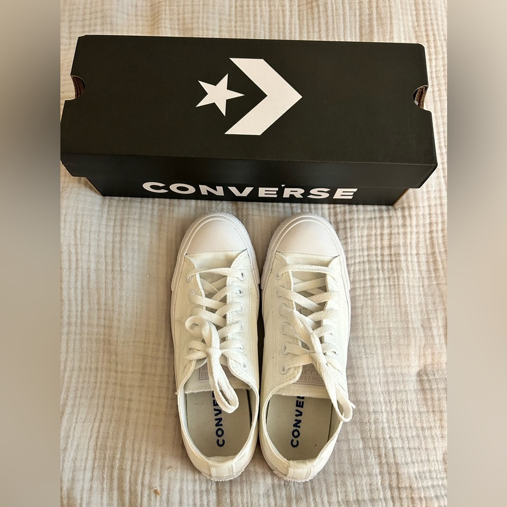 Converse Low-tops
